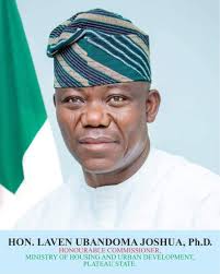 Good evening to my friends who are Plateau State indigenes and people  residing/have interest in Plateau State. Below are the names of newly  sworn-in Commissioners in Plateau State as well as their