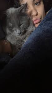 Ginger Zeller's Instagram, Twitter & Facebook