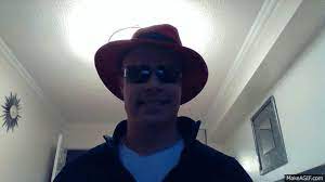 Hat Wobble On Make A Gif