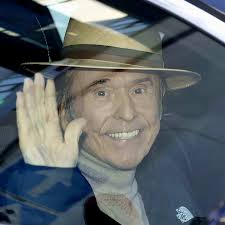 Si algún día debo enfrentarme a lo que se enfrenta el gran Raphael  @raphaelartista , quiero ser como él. Quiero tener esa sonrisa de paz y la  mirada serena de quien sabe