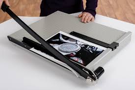 As well, it is capable of cutting a 450 to 900 angle. The Best Paper Cutter Options For Paper Crafts Bob Vila