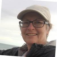 80+ "Lyndal" profiles