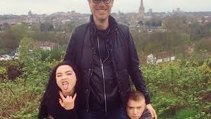 Fighting with my family tells the incredible true story of paige, a wrestler from norfolk. Paige And Cast React As Filming Wraps On Wwe Biopic Wrestling With My Family