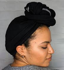 For the best results, work with hair that is dripping wet. How To Sleep With Curly Hair When It S Damp Or Wet