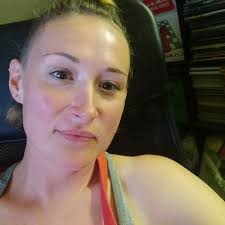 Jessica Roe (@JessieRoe)