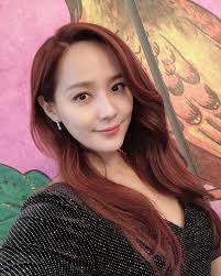 She's first-generation "fairy idol", but MZ-generation netizens only know  her as an actress