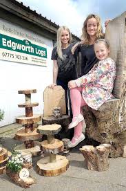 Sammy winward as 'katie' for itv emmerdale wearing an anita massarella couture, bias cut, silk crepe gown, with silk tulle. Emmerdale Star Sammy Winward S Family Sets Up Rustic Wedding Business The Bolton News