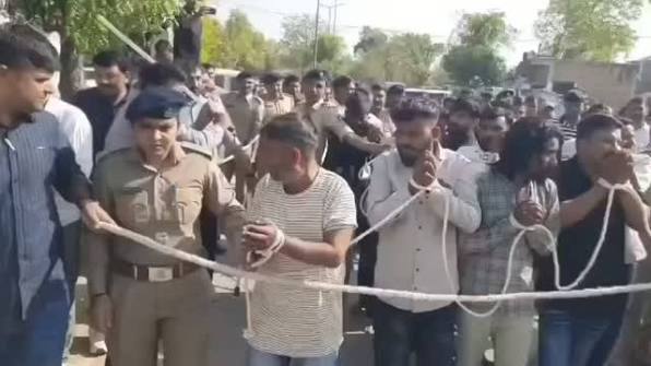 रणजीतपुरा की मासूम बेटी के साथ हुई दरिंदगी - यह केवल एक परिवार का दुःख नहीं, बल्कि पूरे समाज की आत्मा को आहत करने वाली घटना है। एक बेटी के साथ