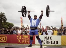 Le doyen higgins prend plus le devant de la scène mais son personnage est très vite insupportable. Voici L Homme Le Plus Fort Du Monde Le Petit Quotidien Le Seul Journal D Actualite Pour Les Enfants De 6 10 Ans