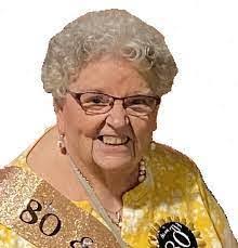 Terri Teall's Instagram, Twitter & Facebook