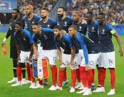 Équipe de france de football) là đội bóng đá đại diện cho nước pháp tham dự các giải thi đấu quốc tế và là một trong những đội tuyển hàng đầu thế giới với hai lần vô địch thế giới vào các năm 1998, 2018 và 2 lần vô địch châu âu các năm 1984, 2000. Chan Dung Nhá»¯ng NgÆ°á»i Hung Giup Phap Vo Ä'á»‹ch World Cup 2018 Vov Vn