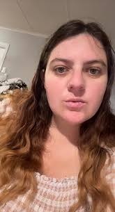 Emily Akers (@emilyakers74)