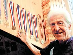 Auch mit 90 noch täglich auf Tour