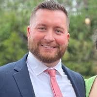 Liz Sidwell's Instagram, Twitter & Facebook