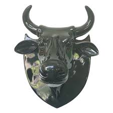 Todos nuestros productos están aprobados por la cámara argentina del juguete y son libres de ftalatos. Cabeza Vaca Negra Ars Vivendi Design