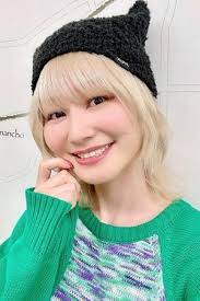 Reparto de El misterioso viaje de Layton: Katrielle y la conspiración de  los millonarios (serie 2018). Creada por