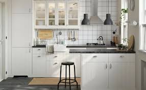Arredare una cucina piccola rettangolare è uno degli esempi classici, per il quale vale la pena optare per cucine moderne piccole ad angolo. Ecco Le Migliori Proposte Firmate Ikea Per Le Cucine Piccole