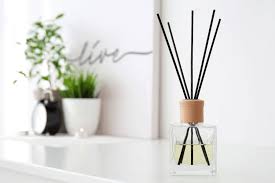 Make your trashcan smell good naturally. 13 Clever Scent Hacks To Make Your Bathroom Smell Good All The Time