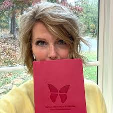 Nicole Geisel's Instagram, Twitter & Facebook