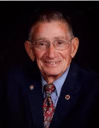 Larry Hardee's Instagram, Twitter & Facebook