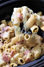 Peas and ham pasta salad, easy, healthy and delicious family favorite, 236 calories and 4 weight watchers freestyle smartpoints, adapted from i made this yummy lighter, healthier peas and ham pasta salad a couple of sundays ago. Easy Ham And Cheese Pasta In 2020 Ham Cheese Pasta Ham Cheese Ham Cheese Casserole