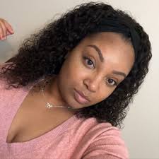 What container is best for homemade facial scrubs?