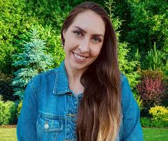 Bethany Rivera's Instagram, Twitter & Facebook