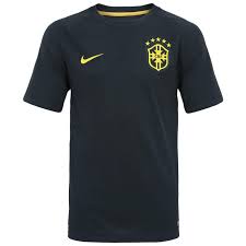 Reportagem de tino marcos sobre a vitória do brasil nos pênaltis por 3 a 2 contra o chile após um empate em 1 a 1 no tempo normal e na prorrogação, pelas oitavas de final da copa do mundo de 2014 no mineirão, em belo horizonte, jornal nacional, 28/06/2014. Camisa Do Brasil Verde Nike Torcedor 2014 S N Masculina Centauro
