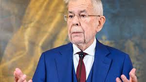 Van der Bellen: "Ich beauftrage Karl Nehammer mit der Regierungsbildung"