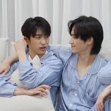 Discover and share the best gifs on tenor. Jinyoung And Jb Got7 Foto 43273006 Fanpop Page 13