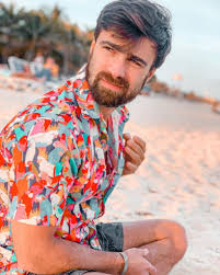 La ex participante de masterchef anunció su feliz romance con el actor desde méxico. Quien Es Santiago Ramundo El Actor Que Estaria De Novio Con Sofia Pachano Galan De Telenovelas Triunfa En Mexico Y Tuvo Un Romance Con Una Actriz Para Ti