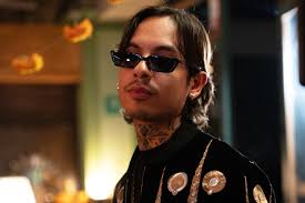 Country Singer Earl Thomas Conley Dead at 77