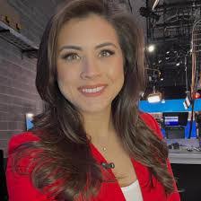 Alena Lee's Instagram, Twitter & Facebook