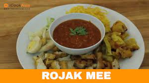 Actually kuah kacang ni boleh dimakan dengan pelbagai menu yang lain seperti rojak, pecal, tauhu sumbat, sate. Resepi Rojak Mee Try Masak Icookasia Youtube