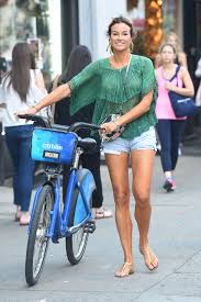 Manage and improve your online marketing. Kelly Bensimon Shows Off Her Legs In A Pair Of Short Shorts Nyc 09 11 2017 Celebmafia