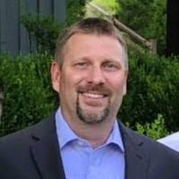 Lonnie Spires's Instagram, Twitter & Facebook