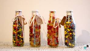 Milchflaschen Als Geschenk Perfekt Fur Geburtstag Richtfest Milchflasche Kleine Geschenke Selbstgemacht Geschenke