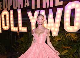 Danny strong and 'the handmaid's tale' breakout star sydney sweeney are set to feature in quentin tarantino's 1960's thriller 'once upon a time in details about strong and sweeney's characters are sparse as of yet. Sydney Sweeney Maya Hawke Look Fantastic At Once Upon A Time In Hollywood Premiere