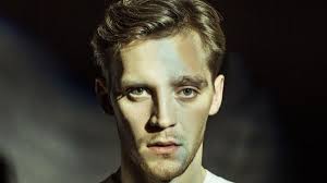 Jonas Nay: Mit einer Opernsängerin Schwäbisch gelernt