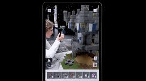 Build plates are one of the biggest parts of microsoft's upcoming mobile ar game minecraft earth. Microsoft Demos Minecraft Earth At Apple S Wwdc Event The Verge