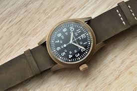 The original soldier's watch now features hamilton's unique 'earth' colored pvd case coating. Hamilton Khaki Field Mechanical Bronze Hands On Price