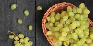 (calorie) a unit of heat equal to the amount of heat required to raise the temperature of one kilogram of water by one degree at one. Green Grapes