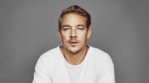 Pablo vittar cantores igualdade liberdade drag queens transexual kos bebidas alcoólicas roupa masculina. Diplo Comments On Sexuality In Twitter Exchange Masculinity Is A Prison Edm Com The Latest Electronic Dance Music News Reviews Artists