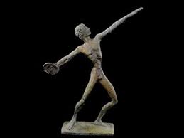 Discobolus) has become the iconic image of the olympic games, and a fantastic representation of the athletic ideal. Amazon Com Discus Thrower Athlete Small Bronze Statue Ancient Greece Discobolus Everything Else