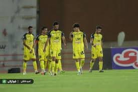 کری برای استقلال و پرسپولیس از قزوین! (عکس)