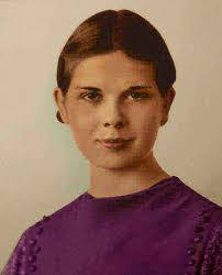 Jane Goolsby's Instagram, Twitter & Facebook