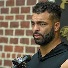 Ravens: Kyle Van Noy injures hamstring vs. Browns, ruled out