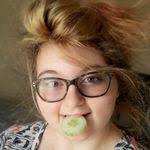 Veronica Jeffries's Instagram, Twitter & Facebook