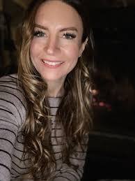 Victoria Eckert's Instagram, Twitter & Facebook