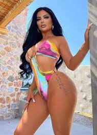 Stephanie Symonds - Free sexy pics, galleries & more at Babepedia